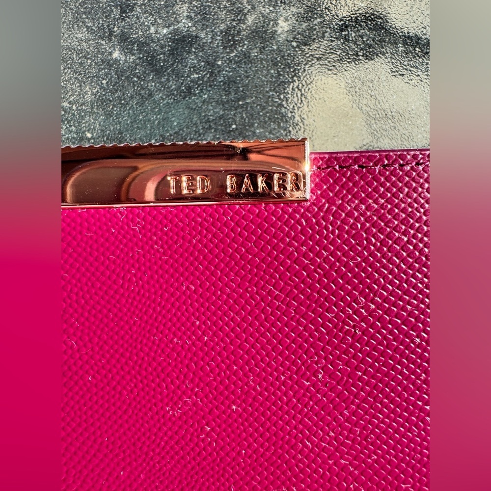 Ted Baker Elegant Pink Clutch - Picture 2 of 6